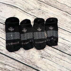 Lot of 2 Pairs Bombas Ankle Socks; Unisex; Black; Size Small